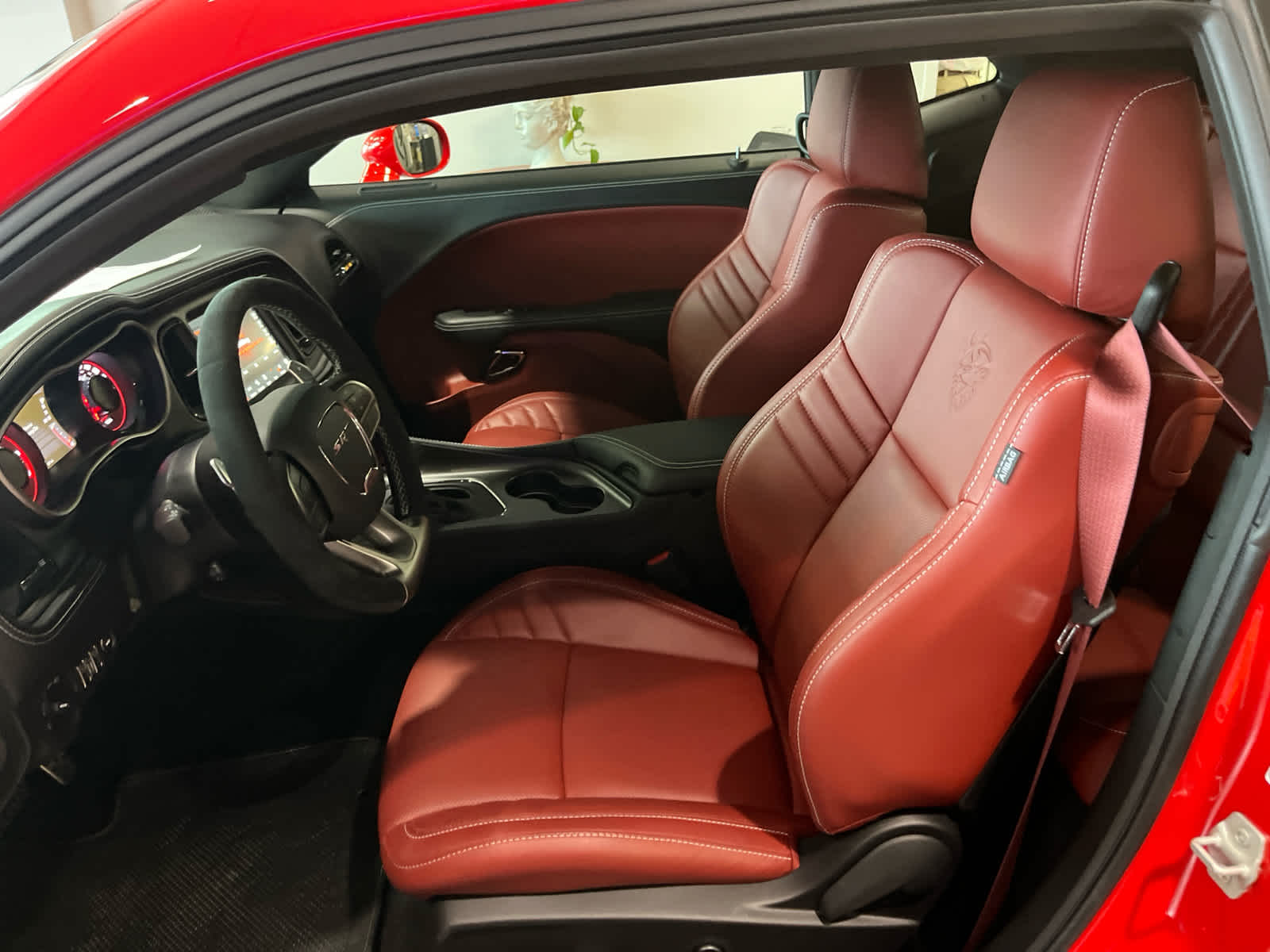 2023 Dodge Challenger SRT - Photo 14