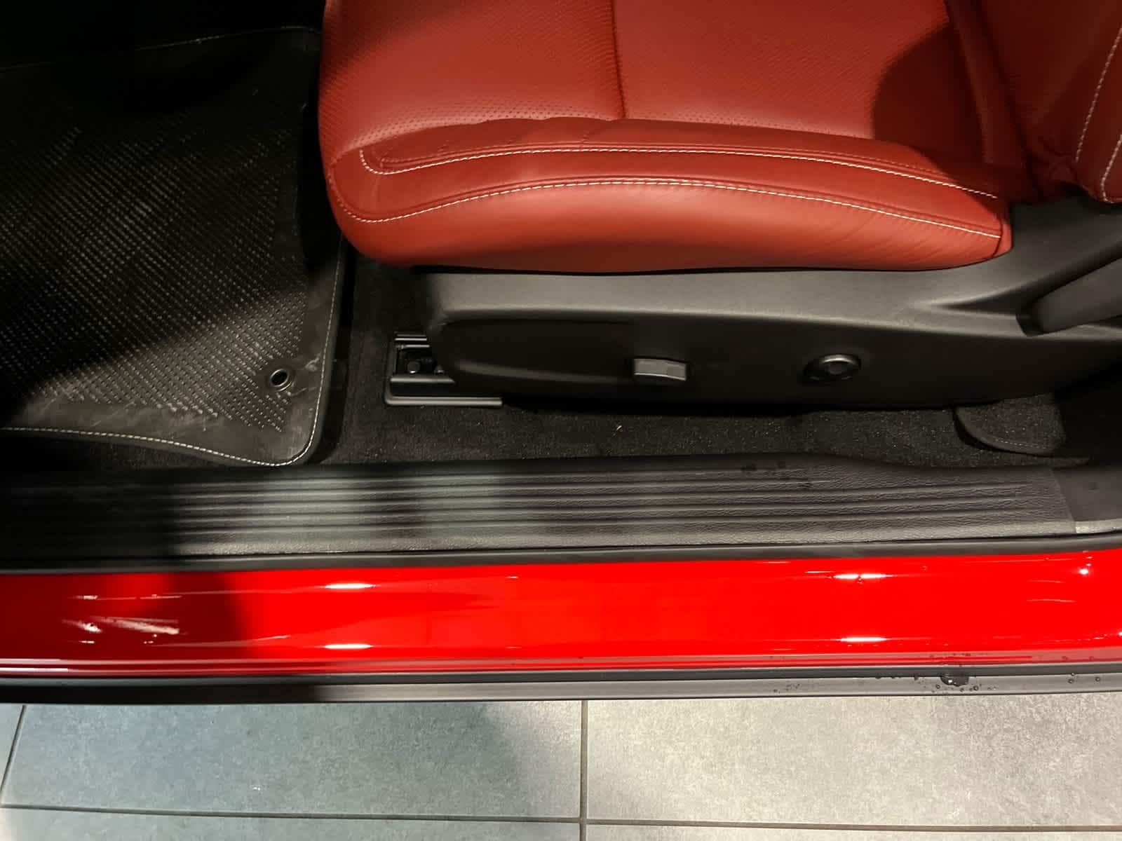 2023 Dodge Challenger SRT - Photo 16