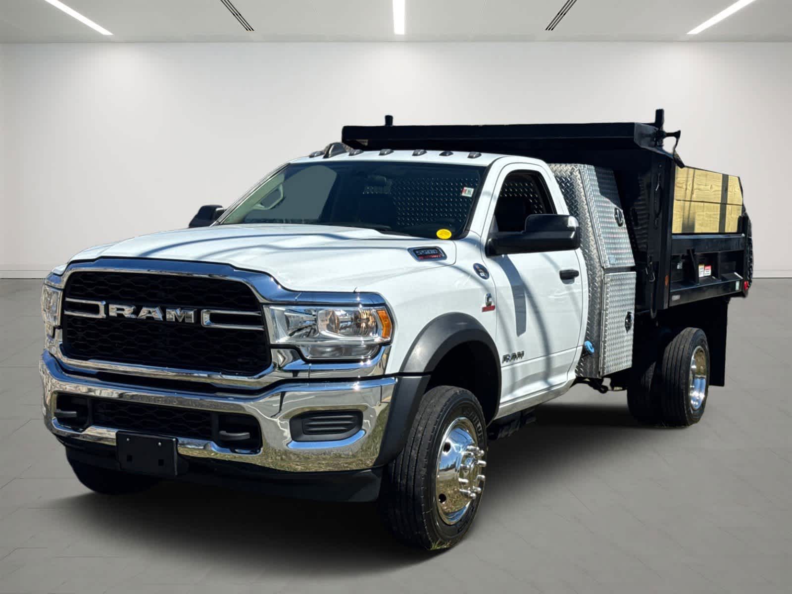 2019 RAM 5500 Tradesman 4X4 Reg Cab LWB DRW 169" WB's photo