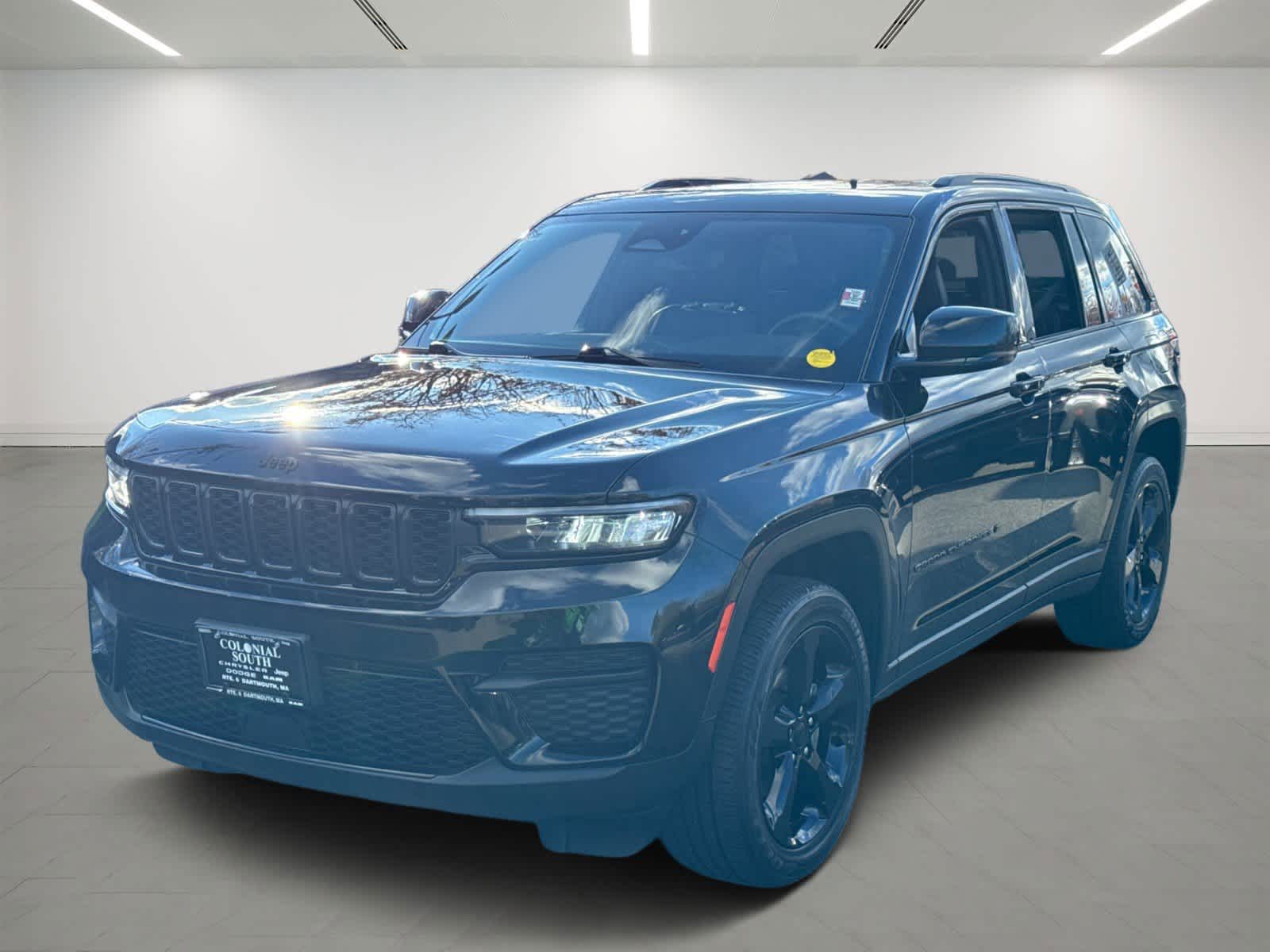 2023 Jeep Grand Cherokee Altitude's photo
