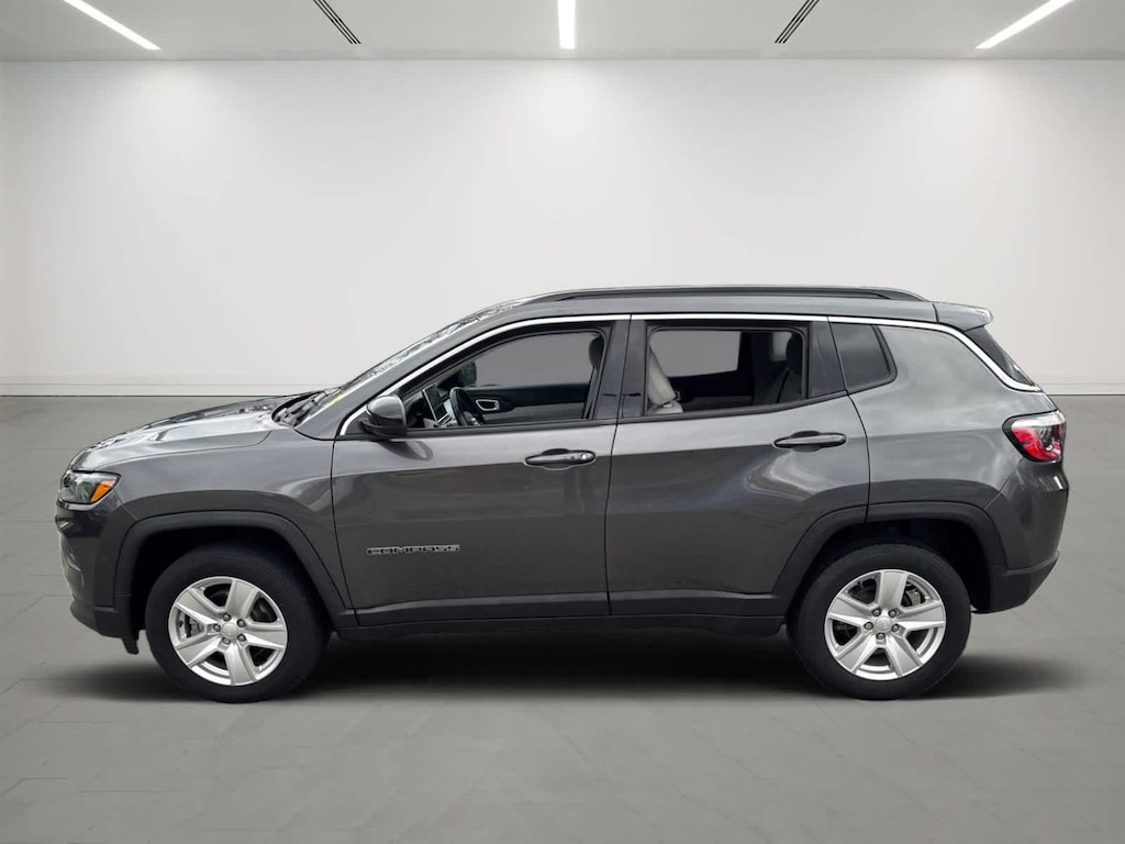 Used 2022 Jeep Compass Latitude SUV