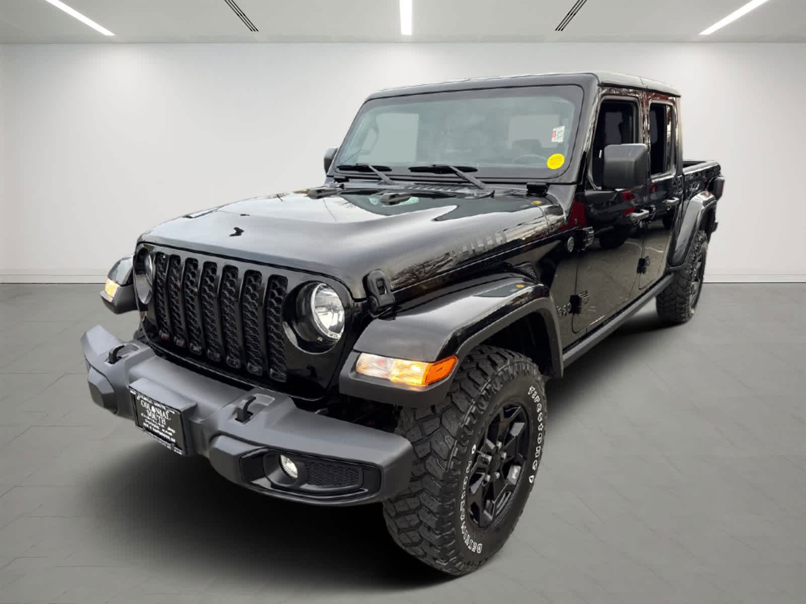 2022 Jeep Gladiator Sport photo 2
