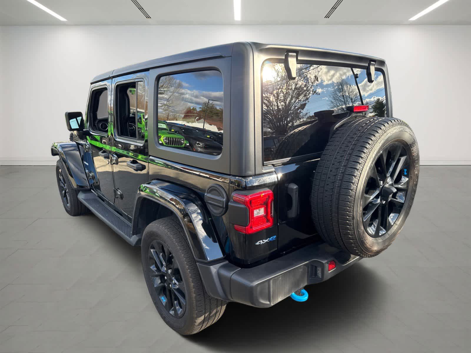2022 Jeep Wrangler Unlimited 4xe Sahara photo 4
