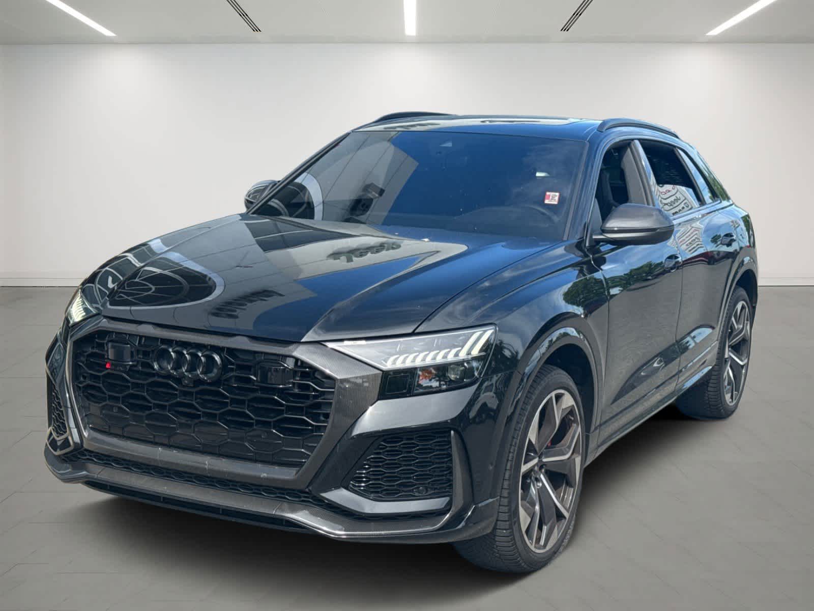 2023 Audi RS Q8 -'s photo