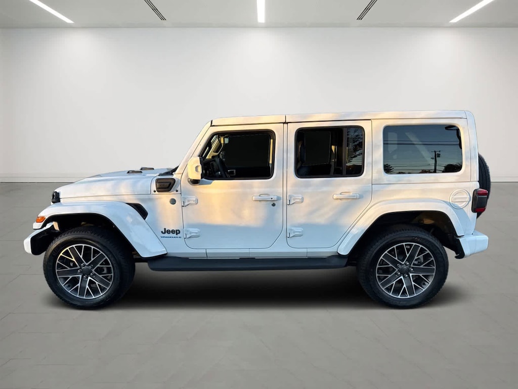 Used 2023 Jeep Wrangler 4xe Sahara SUV