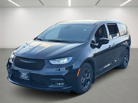 2023 Chrysler Pacifica Hybrid PLUG-IN  LIMITED Passenger Van