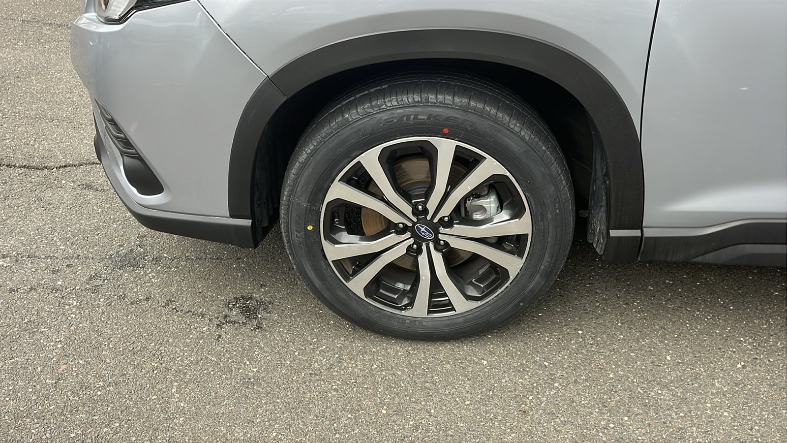 2024 Subaru Forester Limited - Photo 9