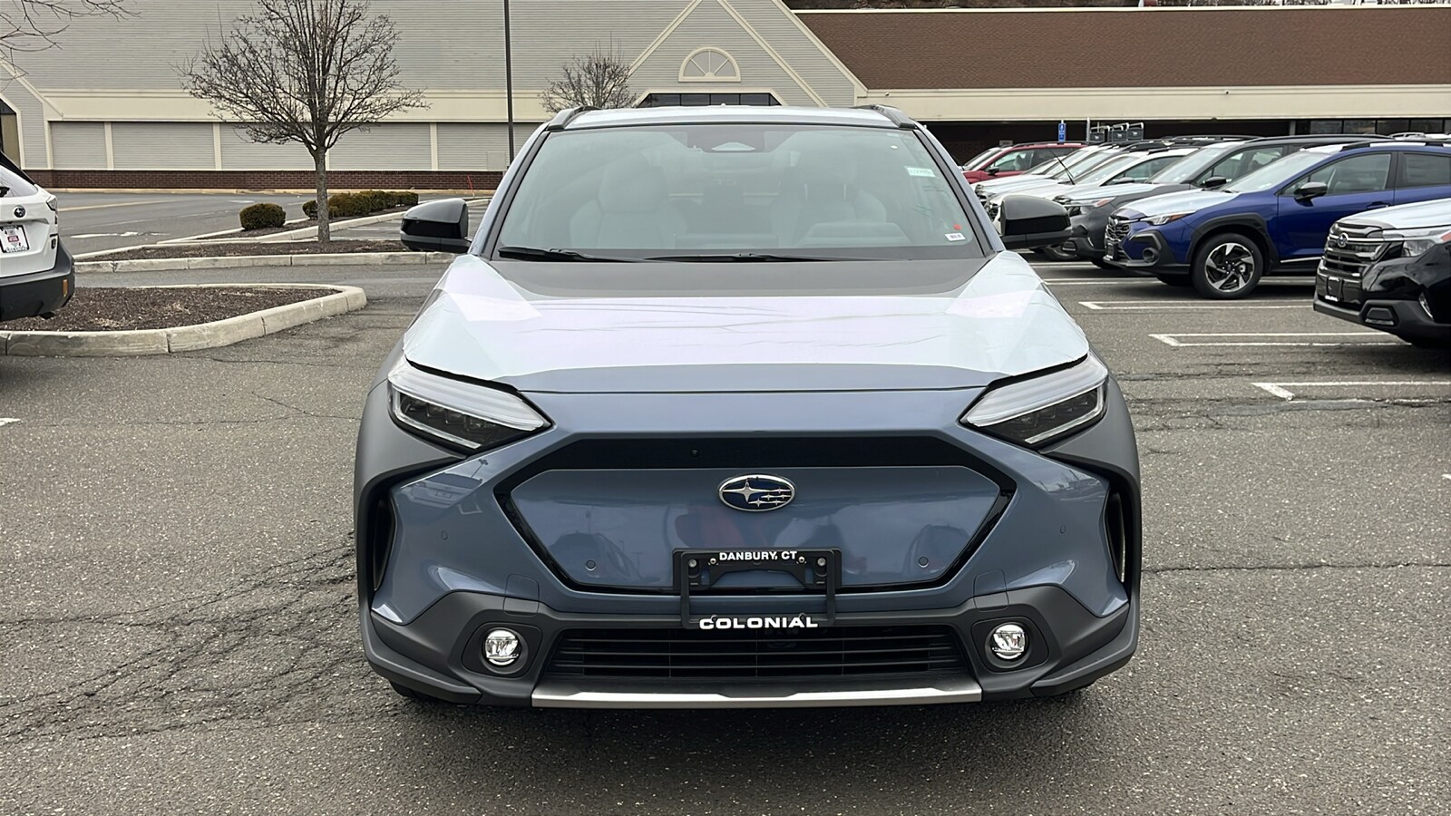 2025 Subaru Solterra Limited photo 3