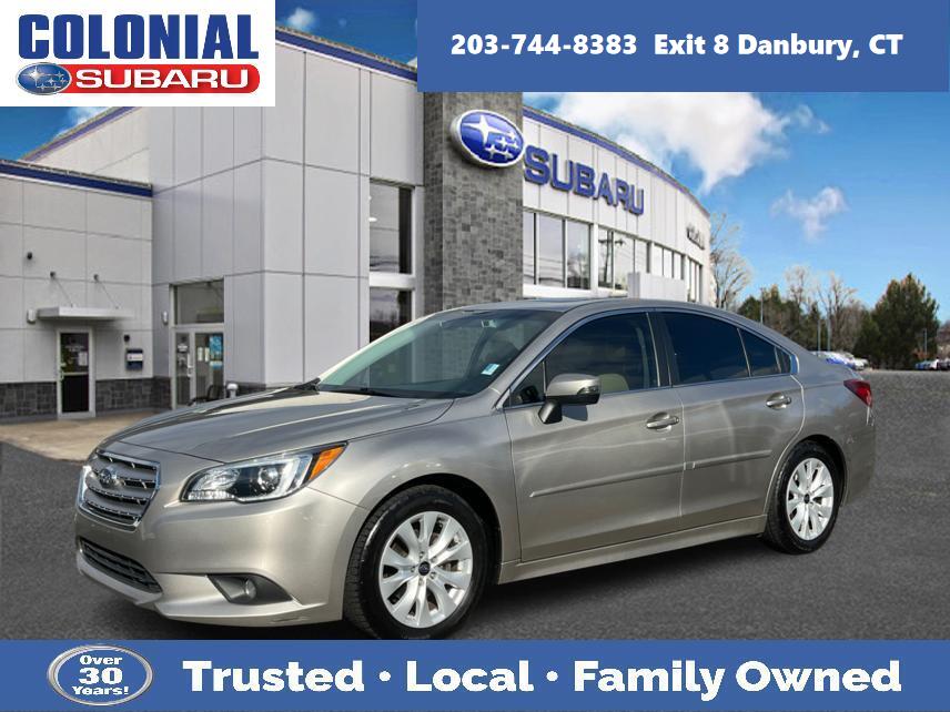 2016 Subaru Legacy Premium's photo