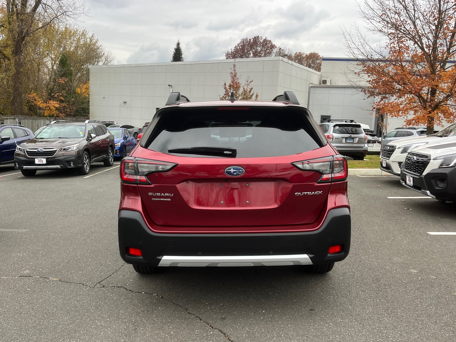2023 Subaru Outback Limited photo 3
