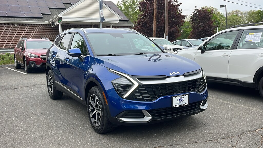 Used 2024 Kia Sportage EX SUV