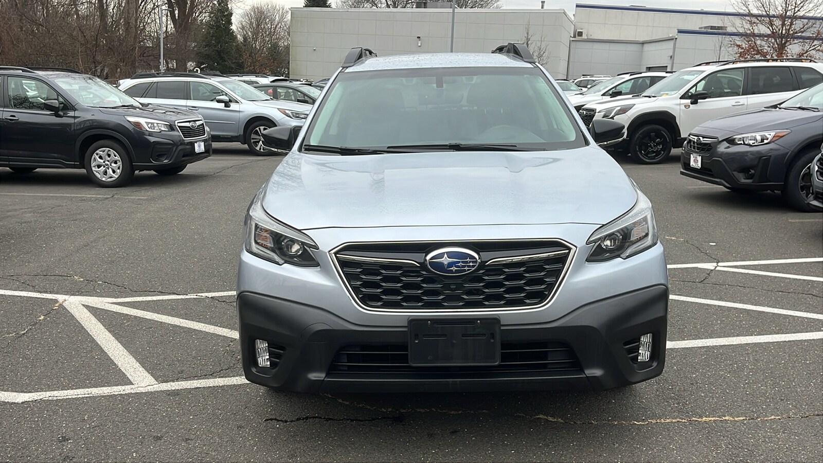 2022 Subaru Outback Onyx Edition photo 3