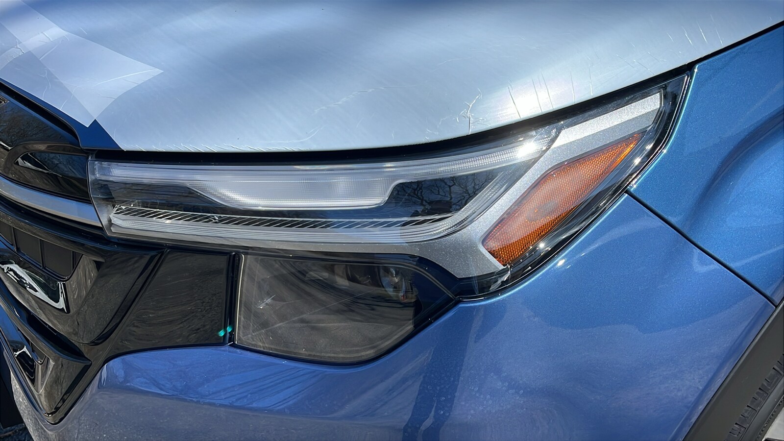 2025 Subaru Forester Touring photo 4