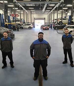 Staff member Technicians with over 7 years of experience from ID_a60aa5f0d6ed