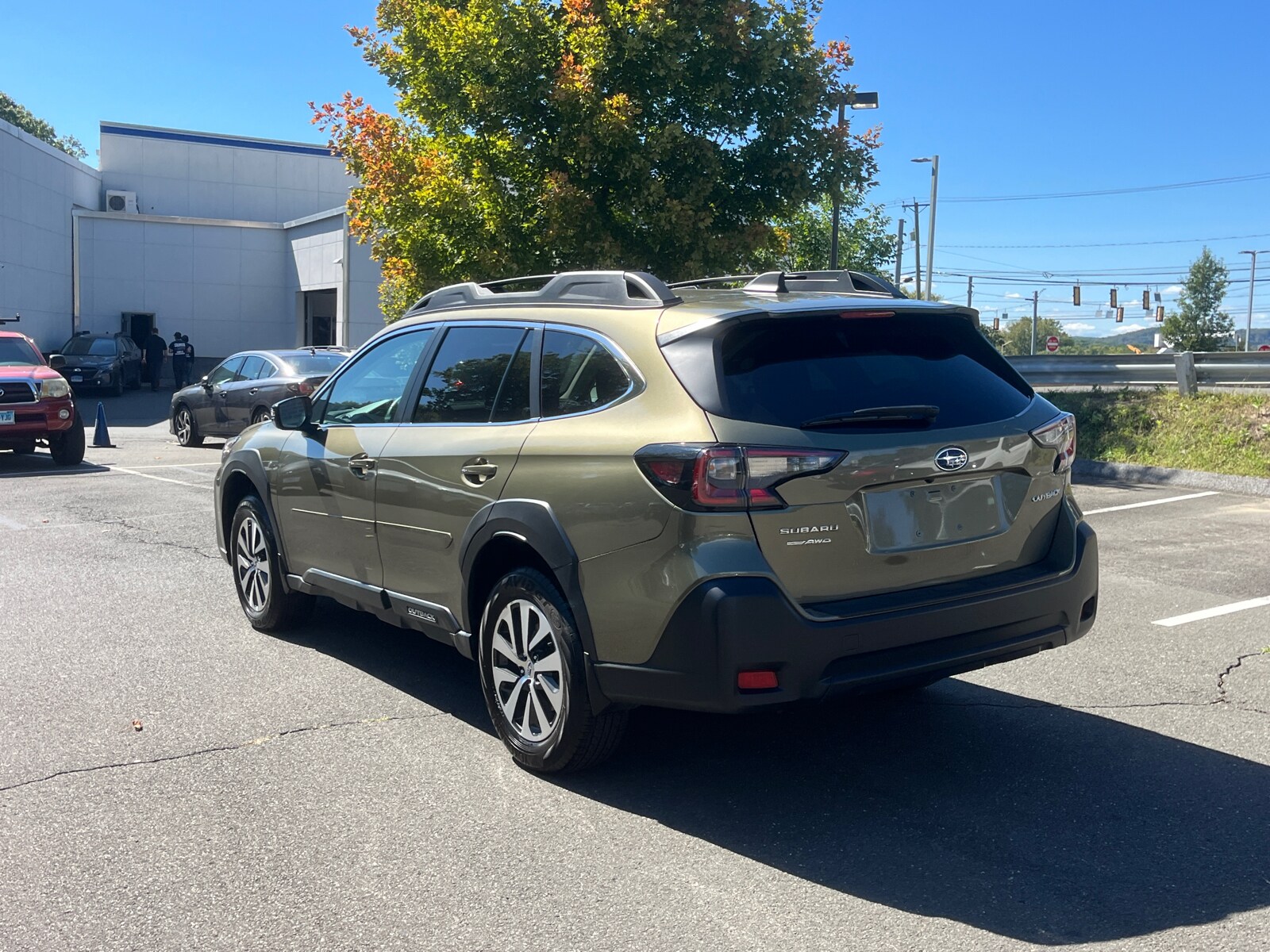 2023 Subaru Outback Premium photo 2