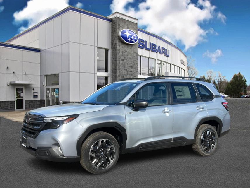 2025 Subaru Forester Premium's photo