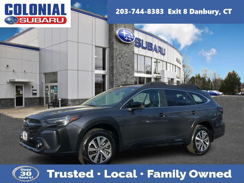 2025 Subaru Outback Premium's photo