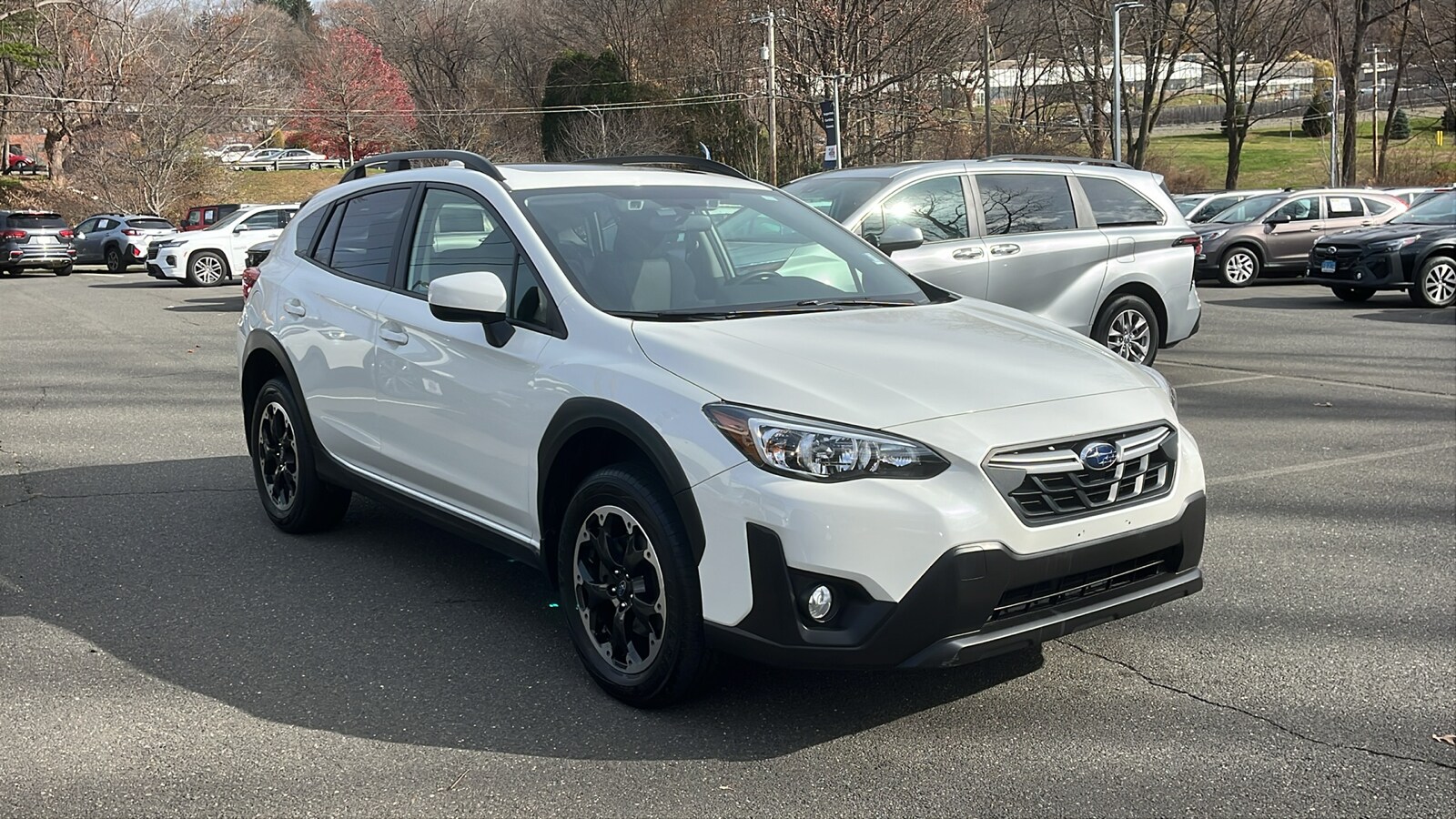 2022 Subaru Crosstrek Premium photo 2