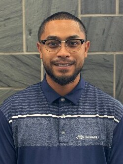 Staff member Khavy Choun from ID_8c8b833cc0a5