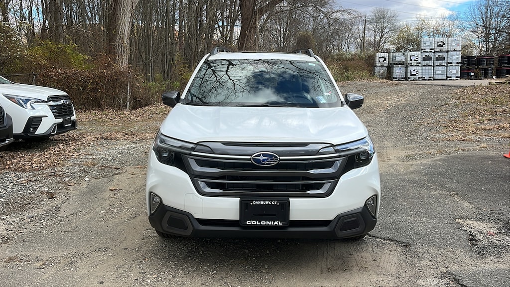 New 2025 Subaru Forester Hybrid Limited SUV