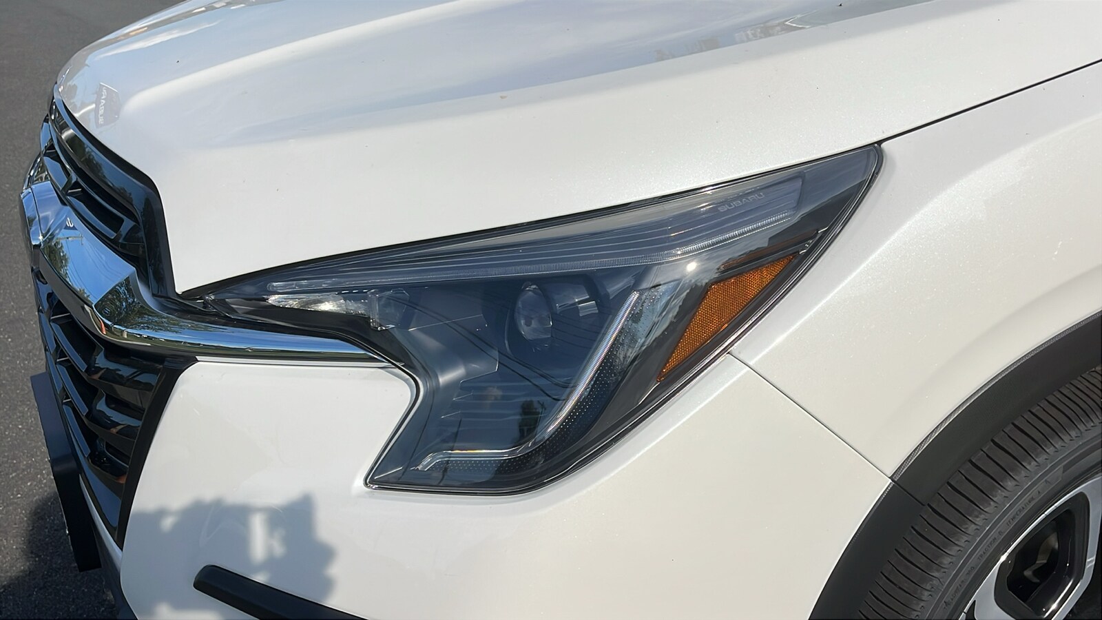 2025 Subaru Ascent Limited photo 4