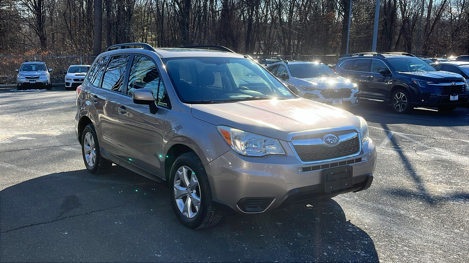 2014 Subaru Forester 2.5i Premium photo 2
