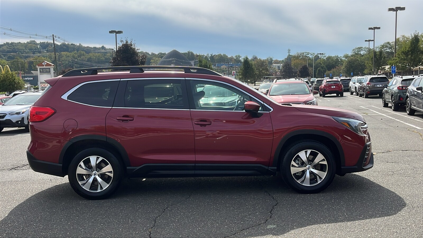 2024 Subaru Ascent Premium photo 3
