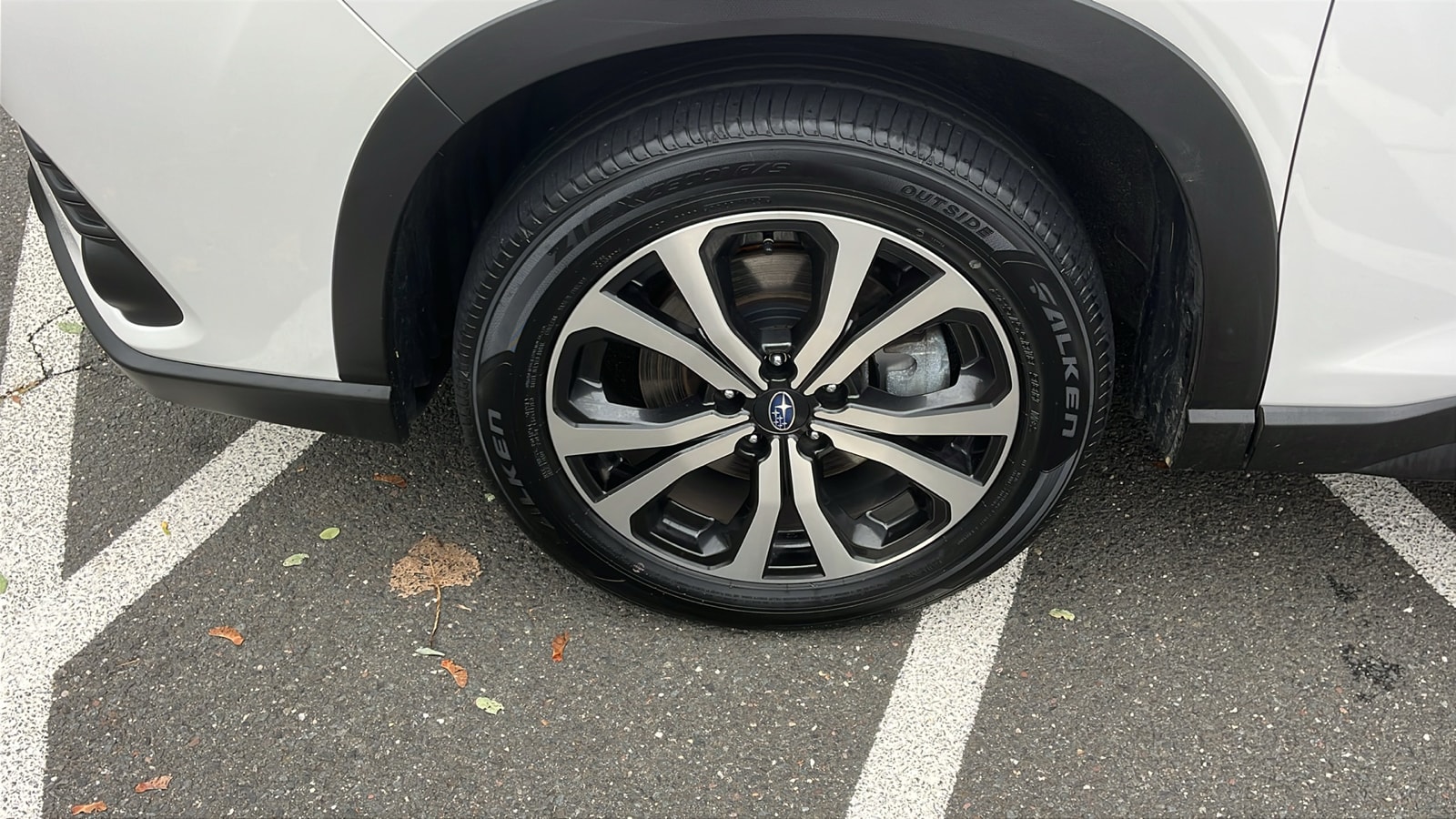 2024 Subaru Forester Limited - Photo 9