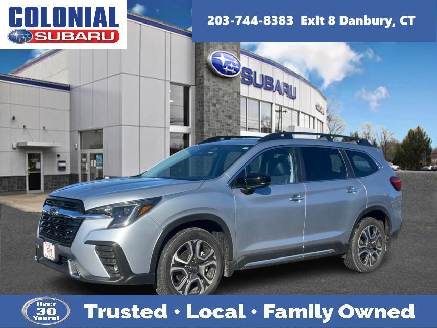 2025 Subaru Ascent Touring's photo