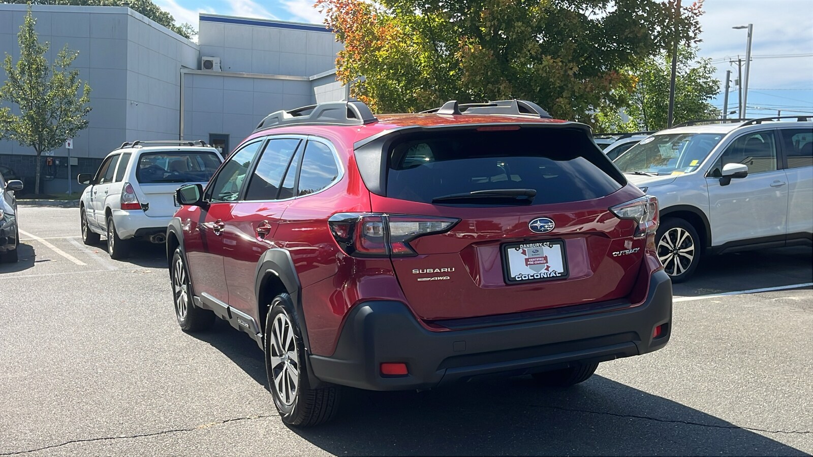 2025 Subaru Outback Premium photo 2