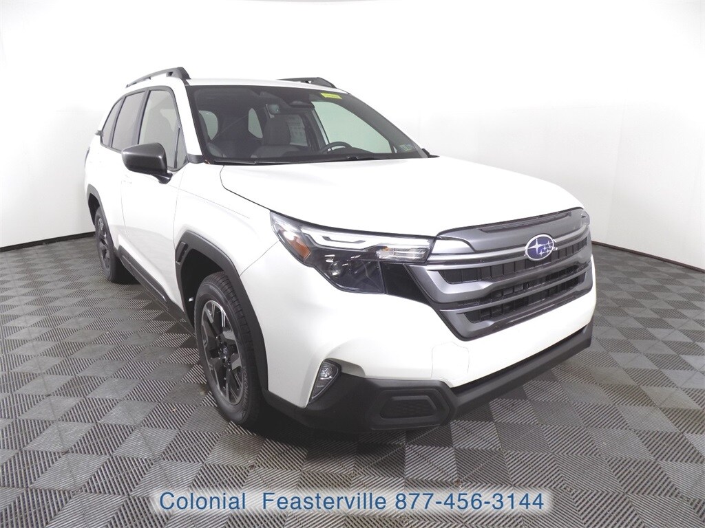 2025 Subaru Forester Premium photo 2