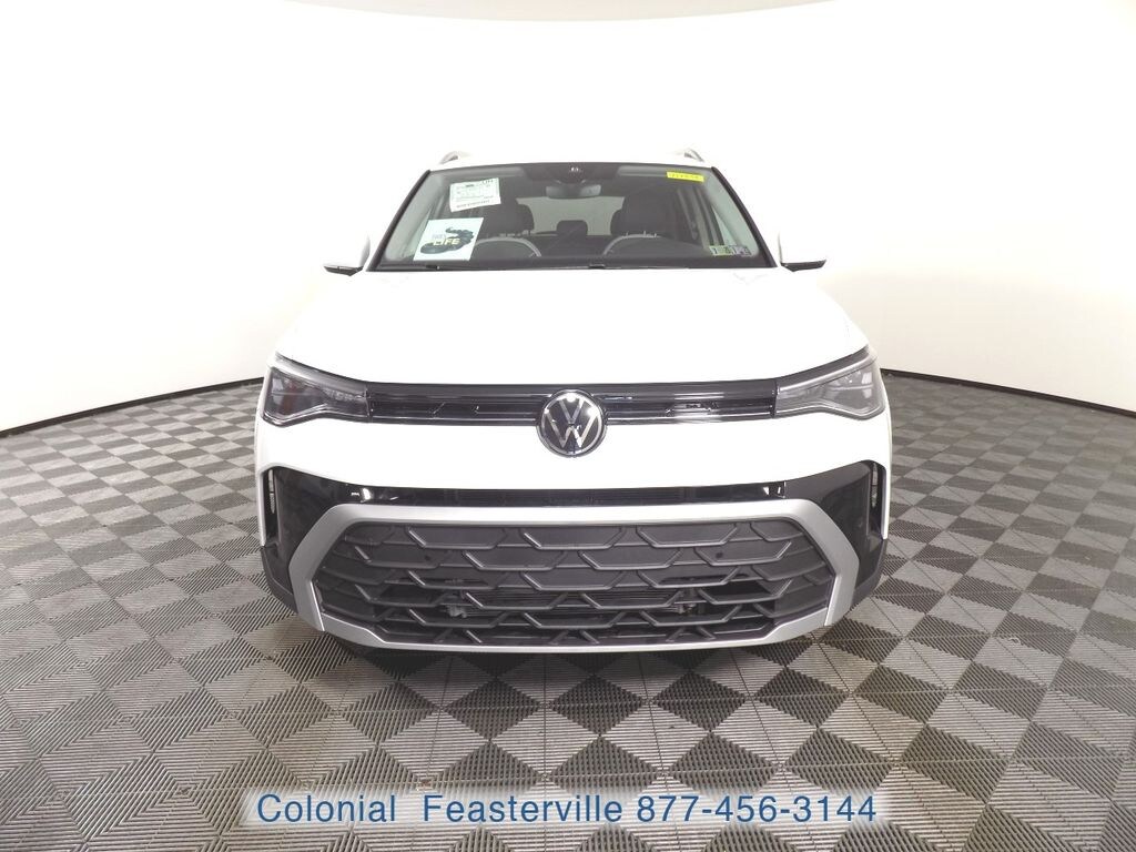 Used 2025 Volkswagen Taos 1.5T SE SUV