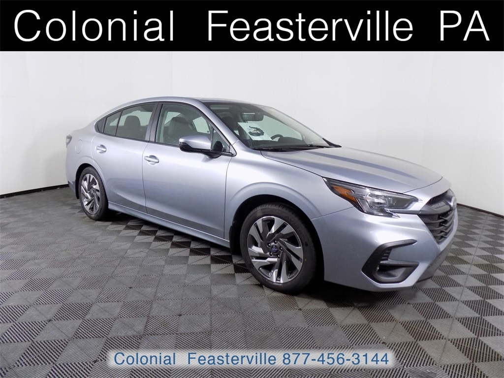 2025 Subaru Legacy Limited's photo