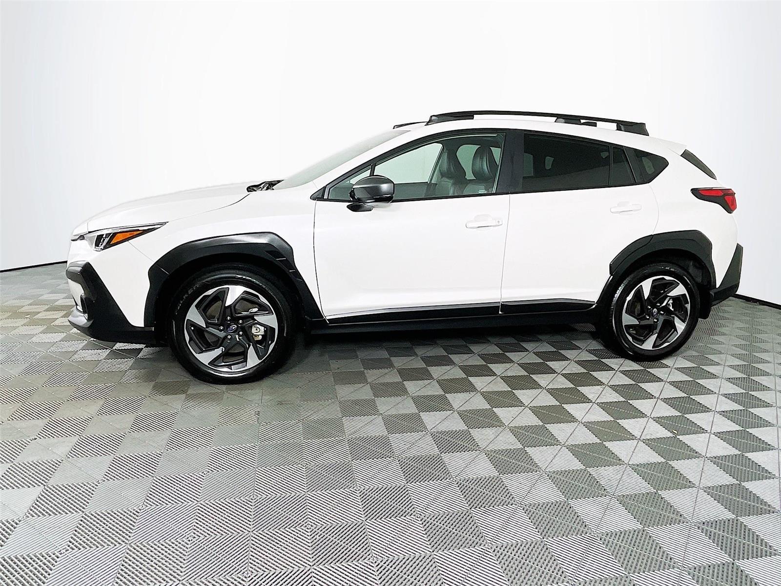 2025 Subaru Crosstrek Limited photo 4