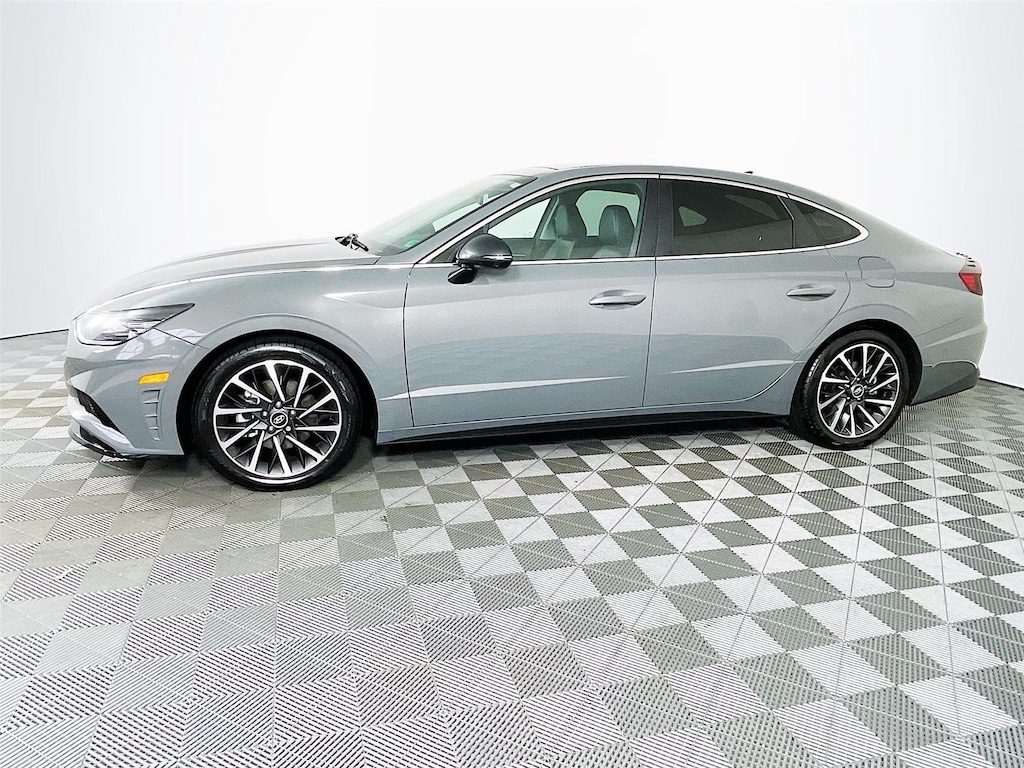 Used 2023 Hyundai Sonata Limited Sedan