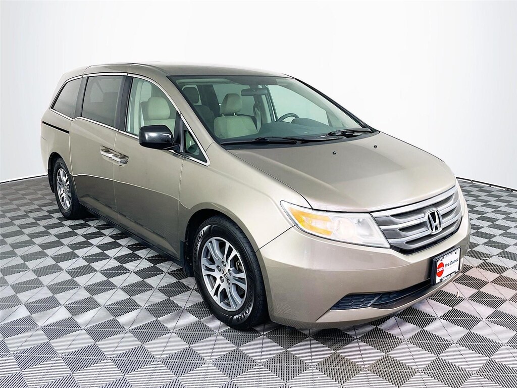 Used 2013 Honda Odyssey EX Van