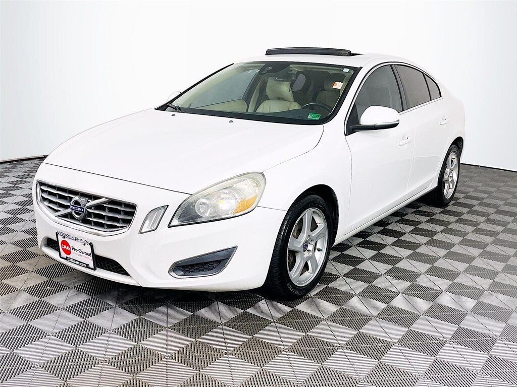 Used 2012 Volvo S60 T5 Sedan
