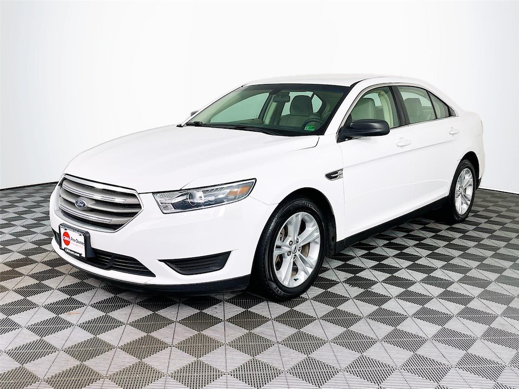 Used 2017 Ford Taurus SE Sedan