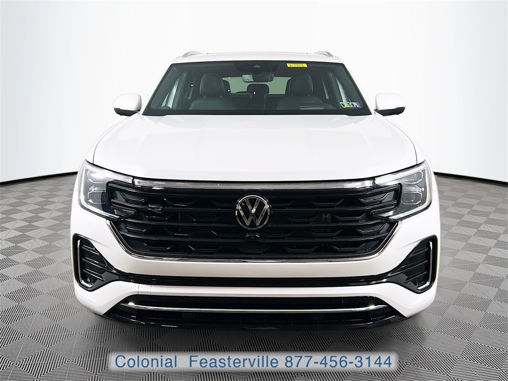 New 2026 Volkswagen Atlas Cross Sport 2.0T SEL Premium R-Line 4MOTION