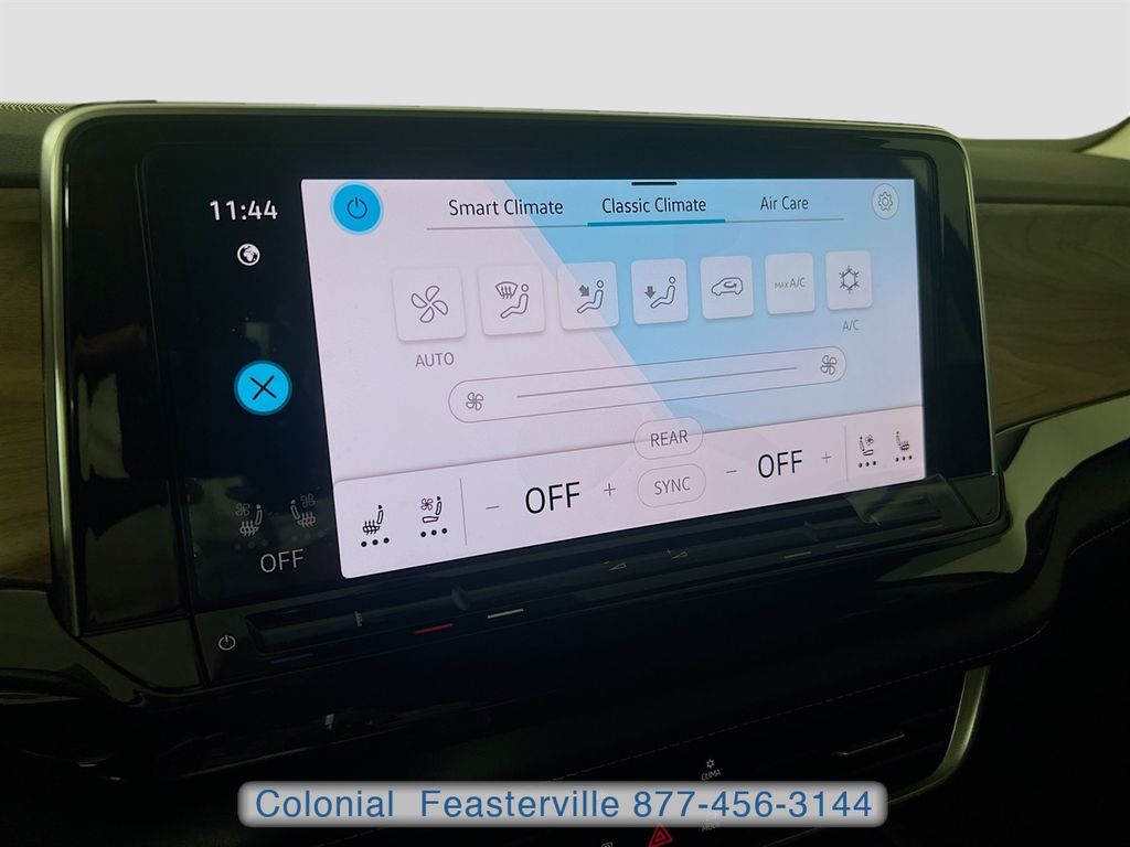 2026 Volkswagen Atlas SE w/Tech - Photo 21