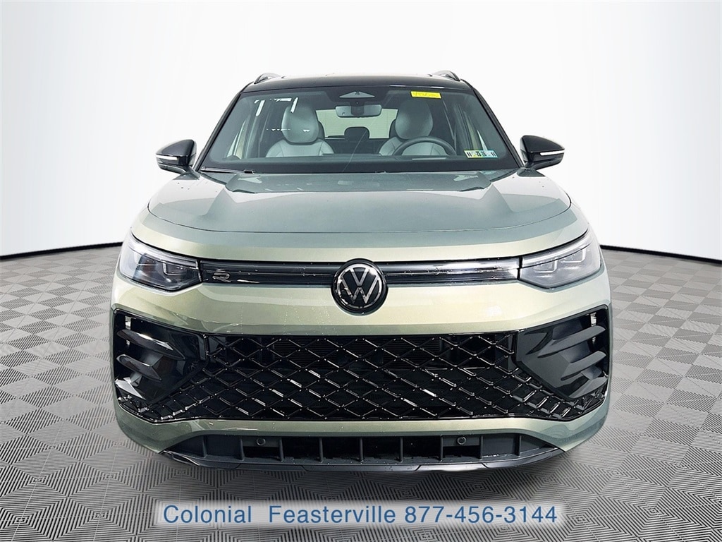 New 2026 Volkswagen Tiguan SE SUV