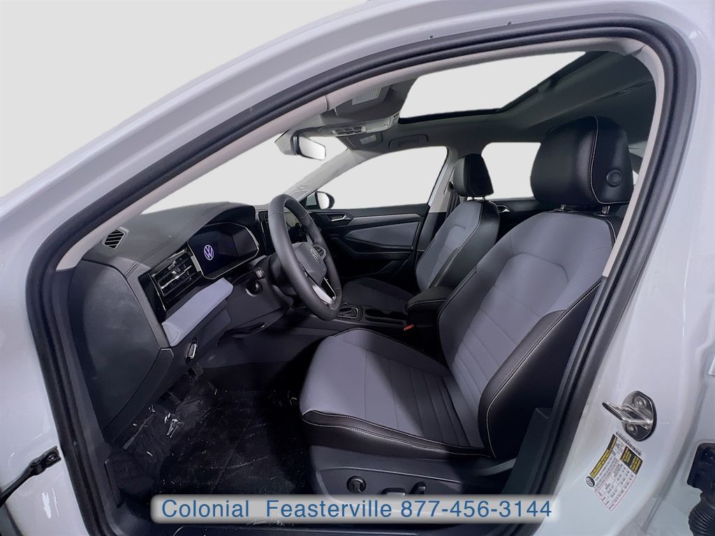2026 Volkswagen Jetta SE - Photo 26