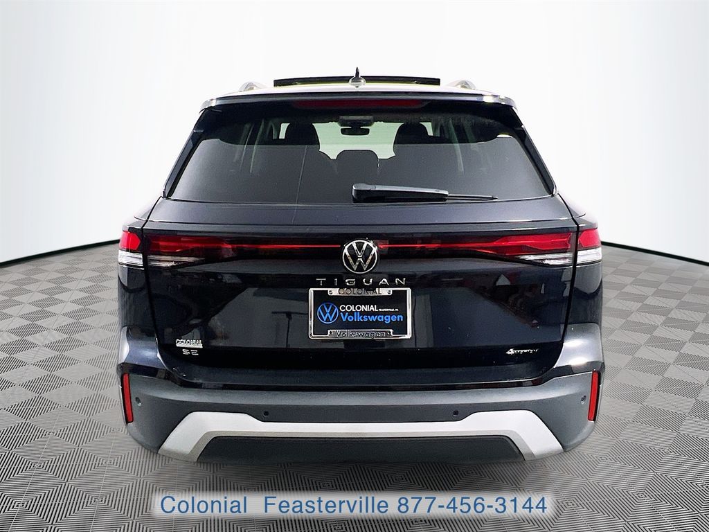 2026 Volkswagen Tiguan SE - Photo 6