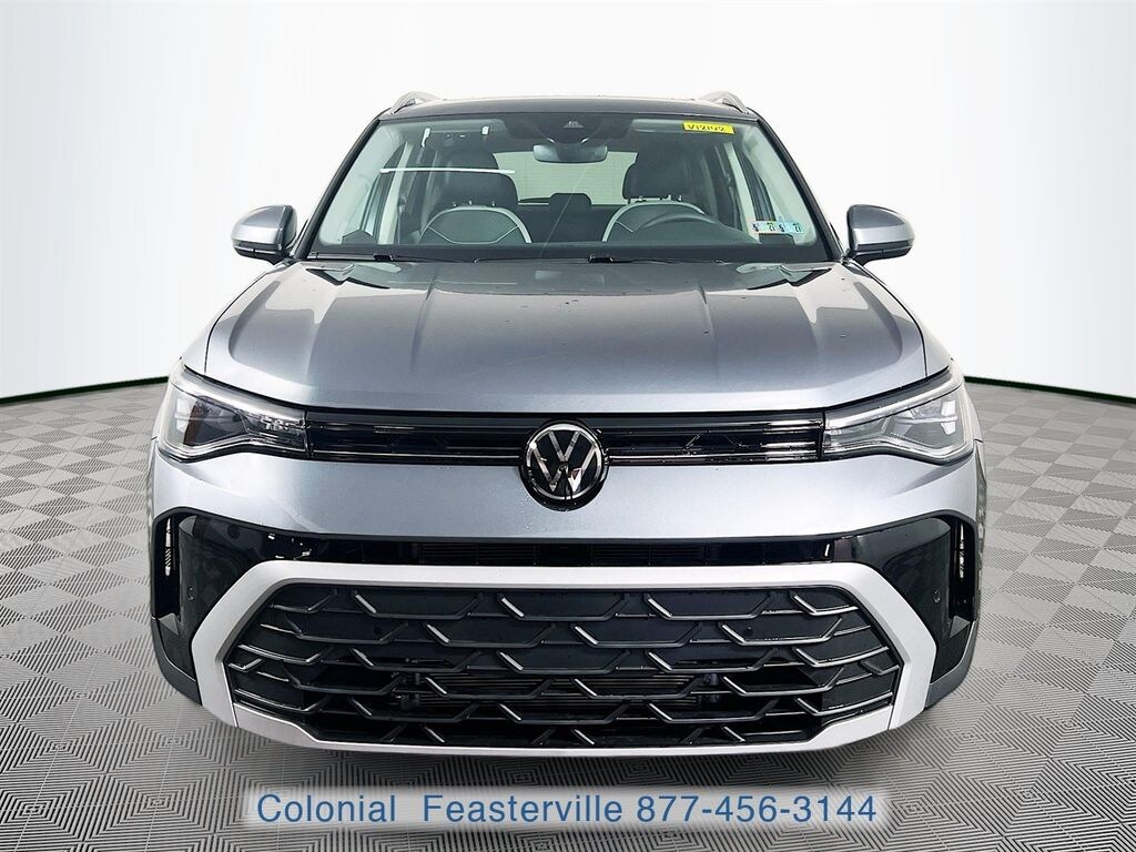 New 2026 Volkswagen Taos 1.5T SE SUV