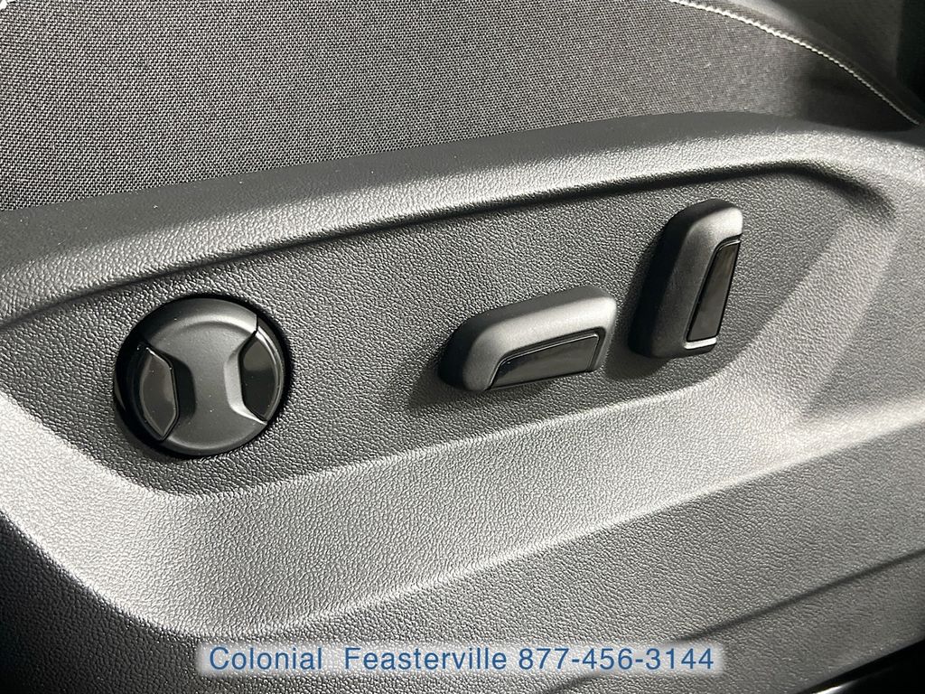 2026 Volkswagen Atlas SE w/Tech - Photo 24