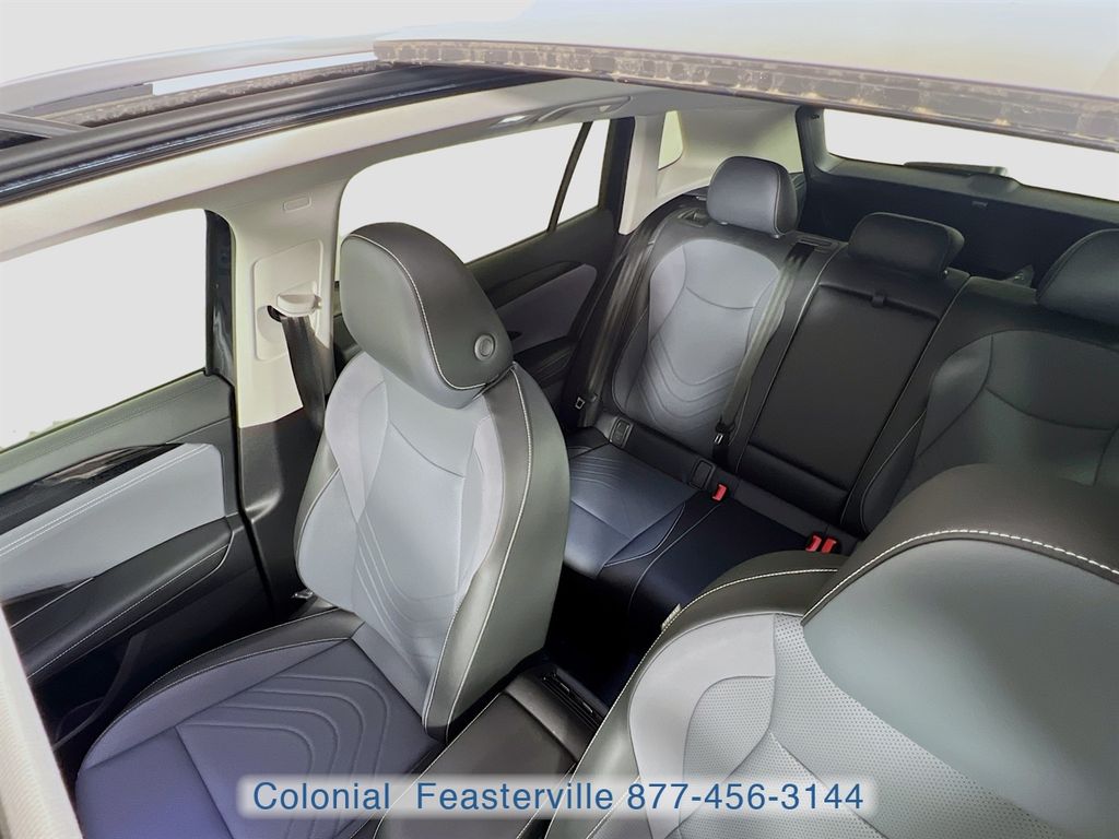 2026 Volkswagen Tiguan SE - Photo 27