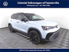 2025 Volkswagen Taos SE Black AWD