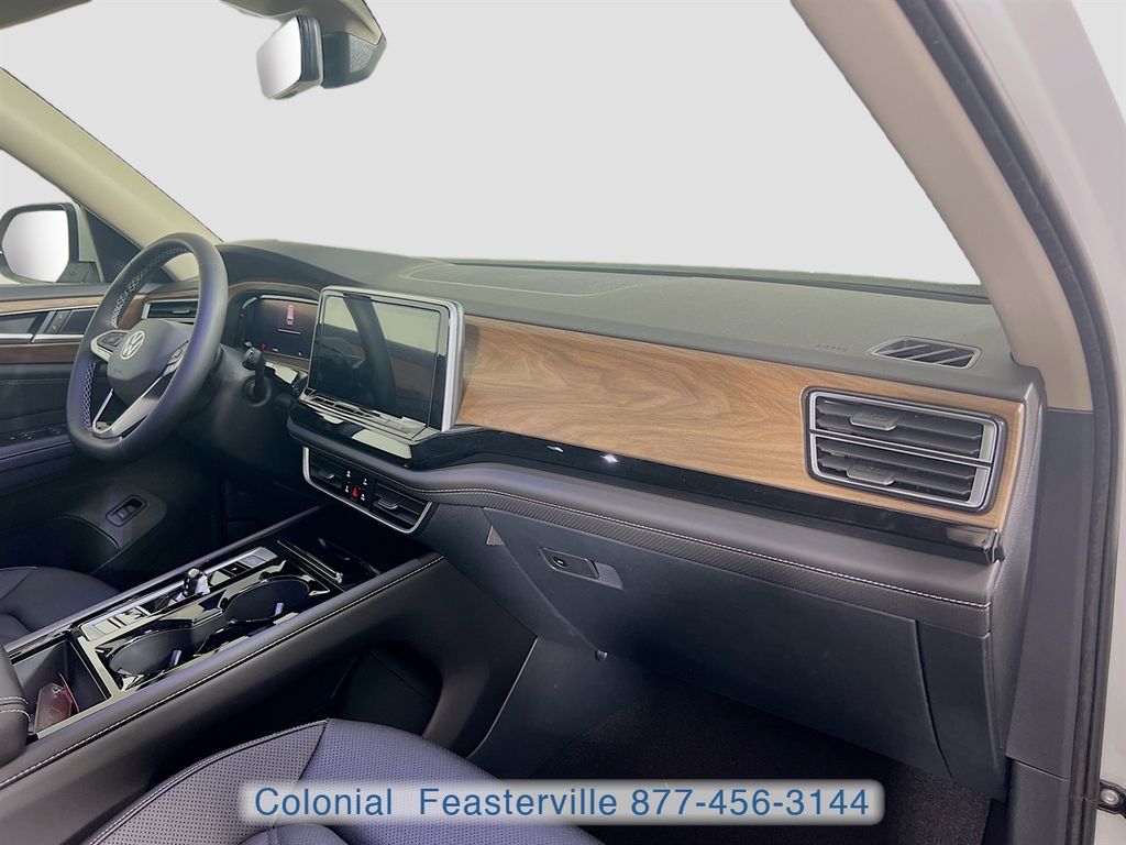 2026 Volkswagen Atlas SE w/Tech - Photo 35