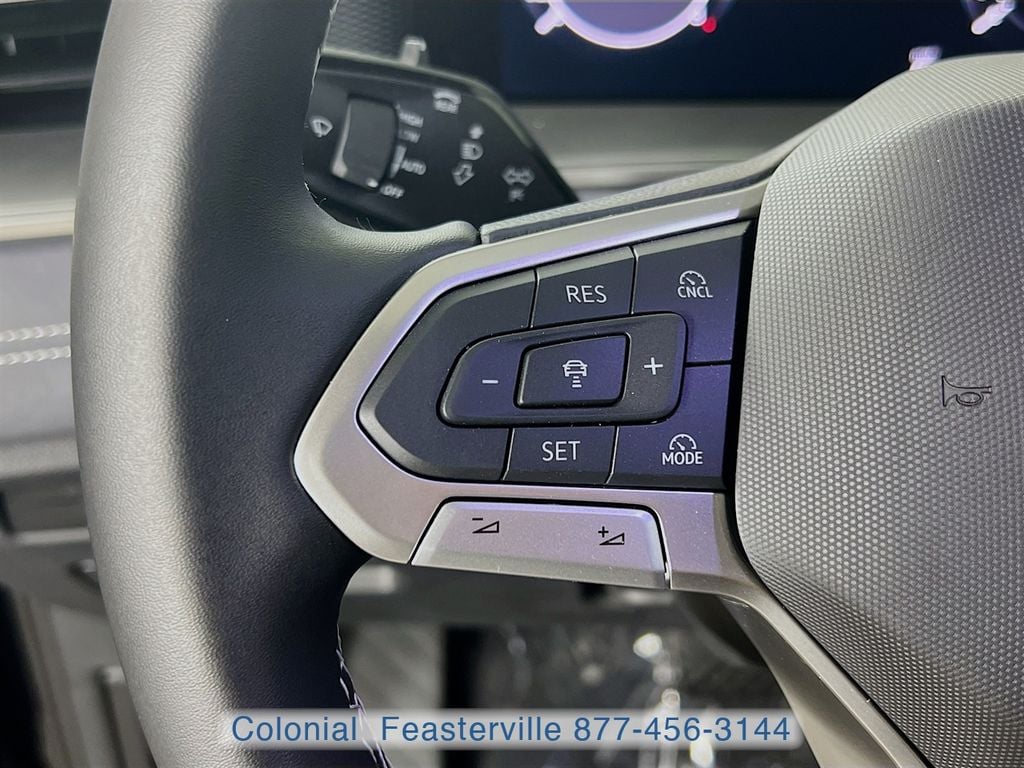 2026 Volkswagen Tiguan SE - Photo 16