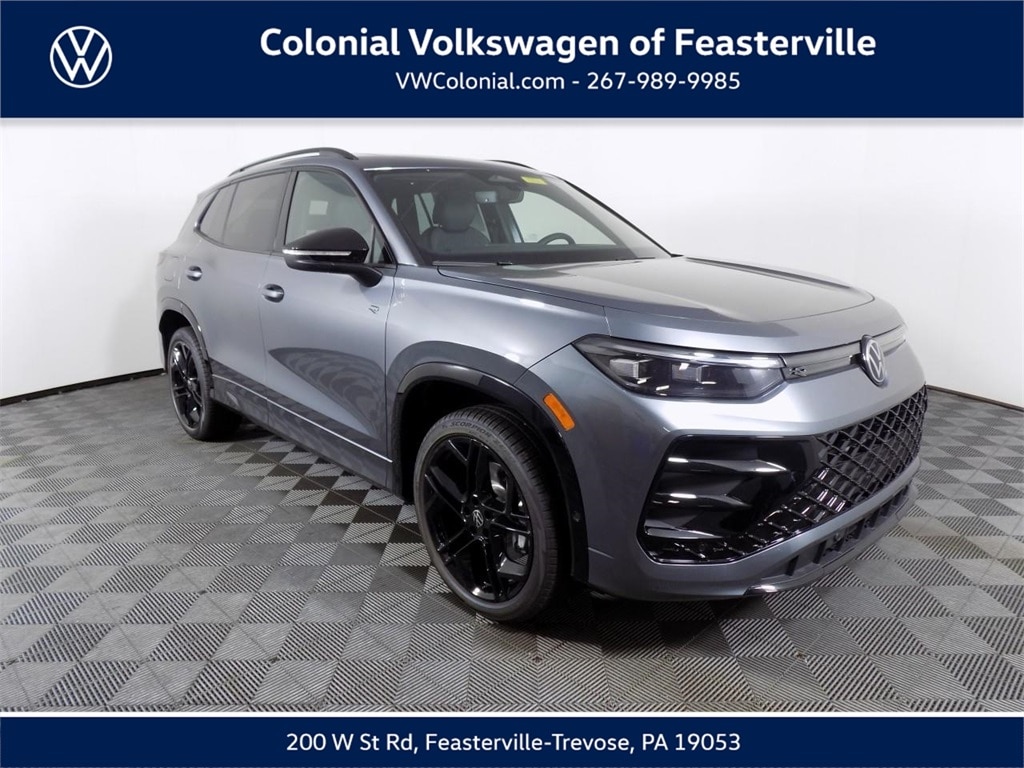 New 2025 Volkswagen Tiguan SE R-Line AWD